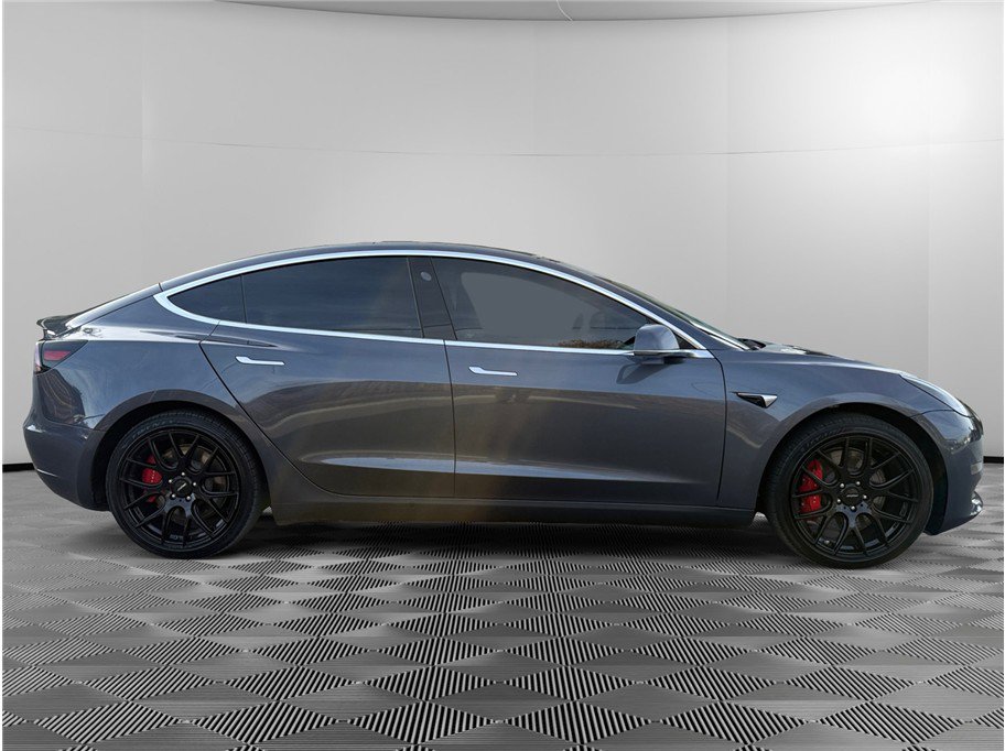 Used 2019 Tesla Model 3 Performance image 6