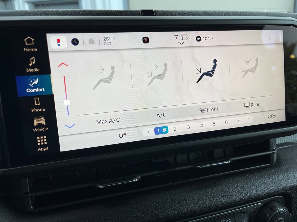 New 2026 Jeep Gladiator Sport image 34