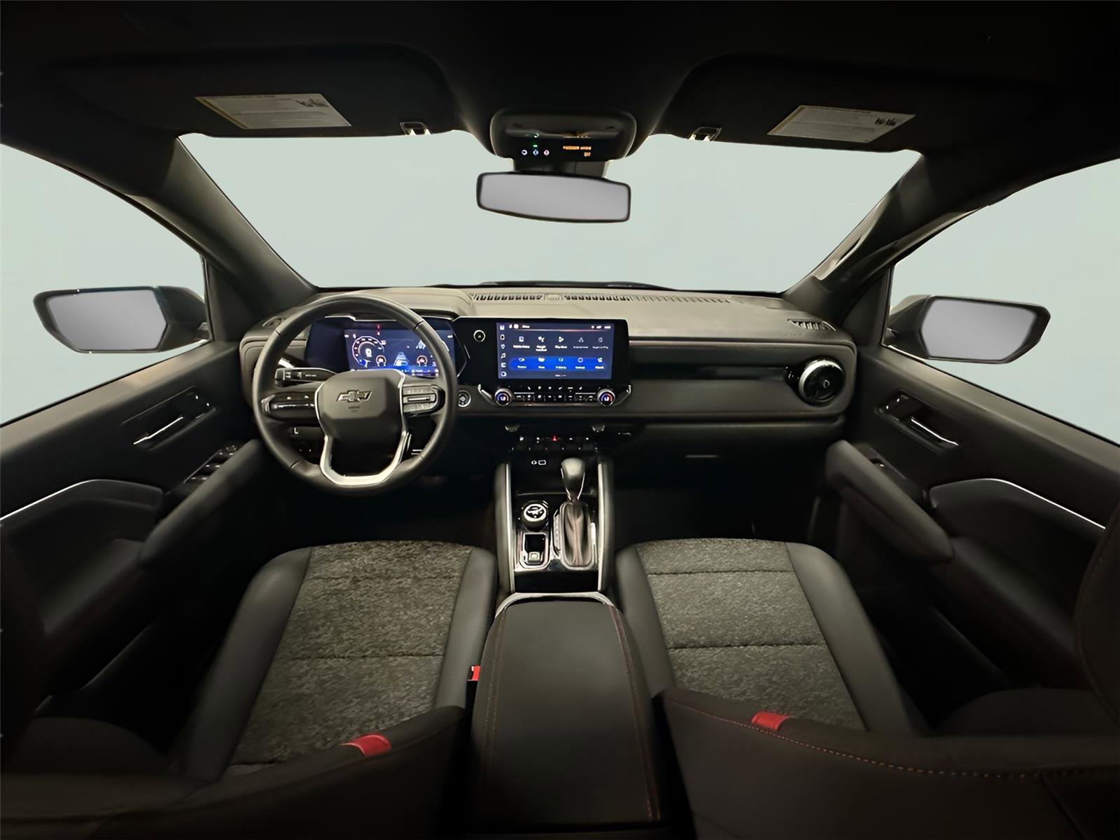 Certified 2024 Chevrolet Colorado Z71 w/ Z71 Convenience Package 2 image 31