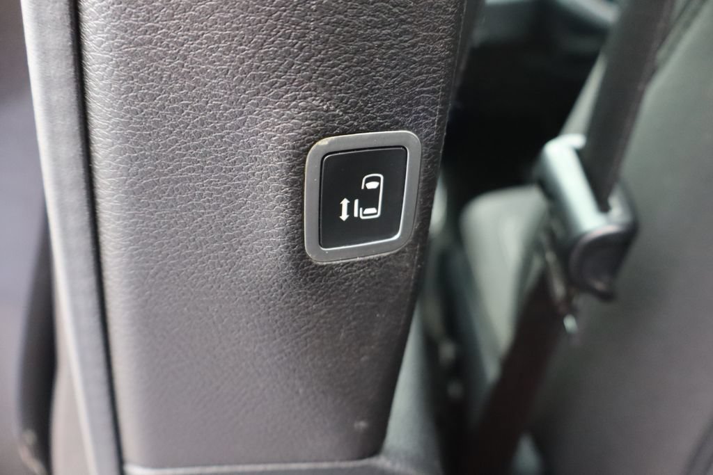 Used 2018 Chrysler Pacifica Touring Plus w/ S Appearance Package FWD image 23