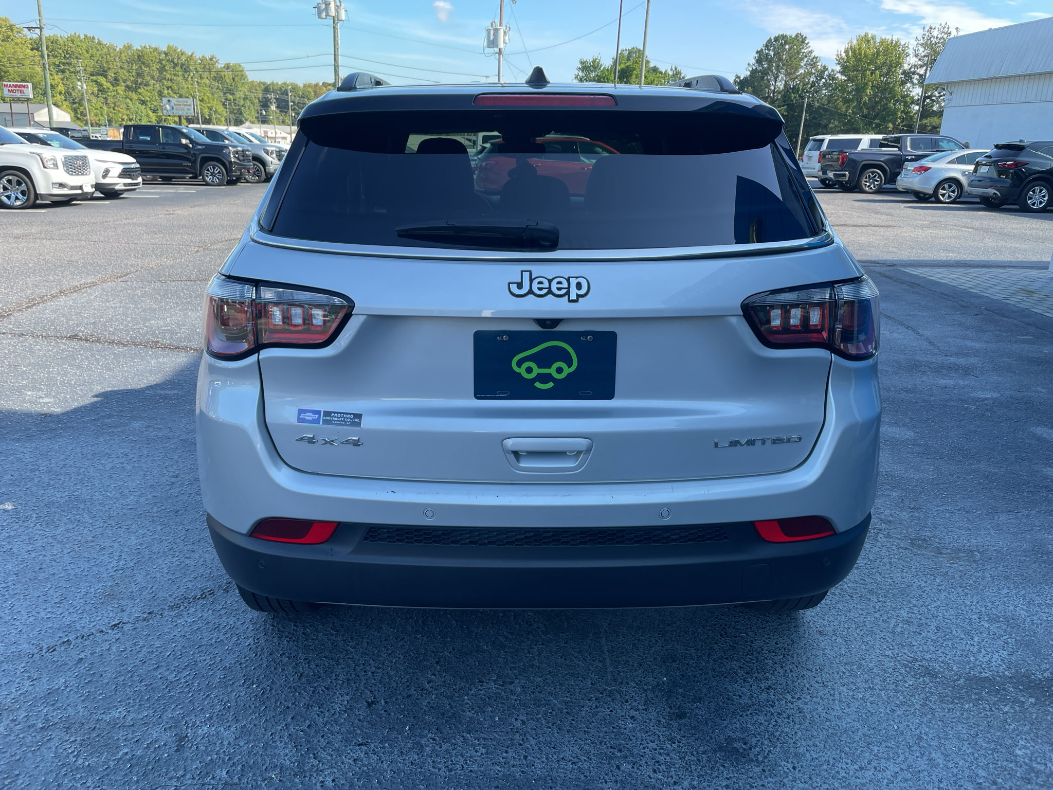 Used 2024 Jeep Compass Limited AWD/4WD image 4
