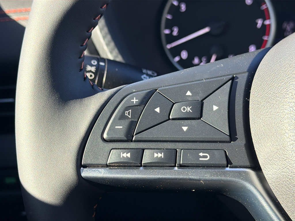 New 2025 Nissan Sentra SR image 19