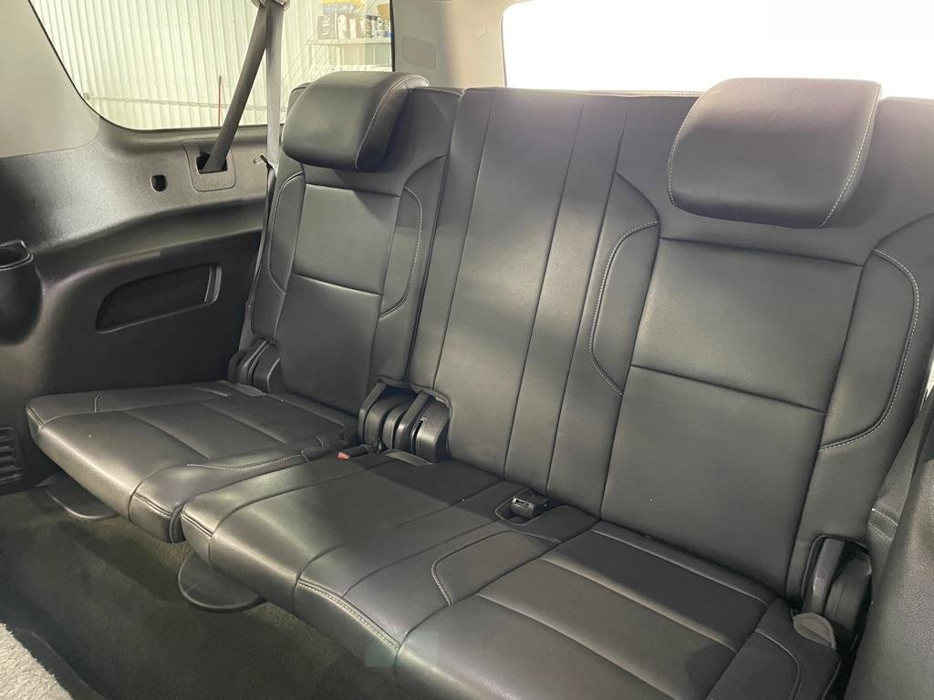 Used 2018 Chevrolet Suburban LT AWD/4WD image 17