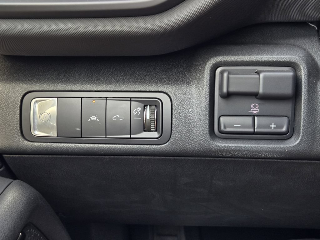 New 2026 Chevrolet Silverado EV LT AWD/4WD image 17