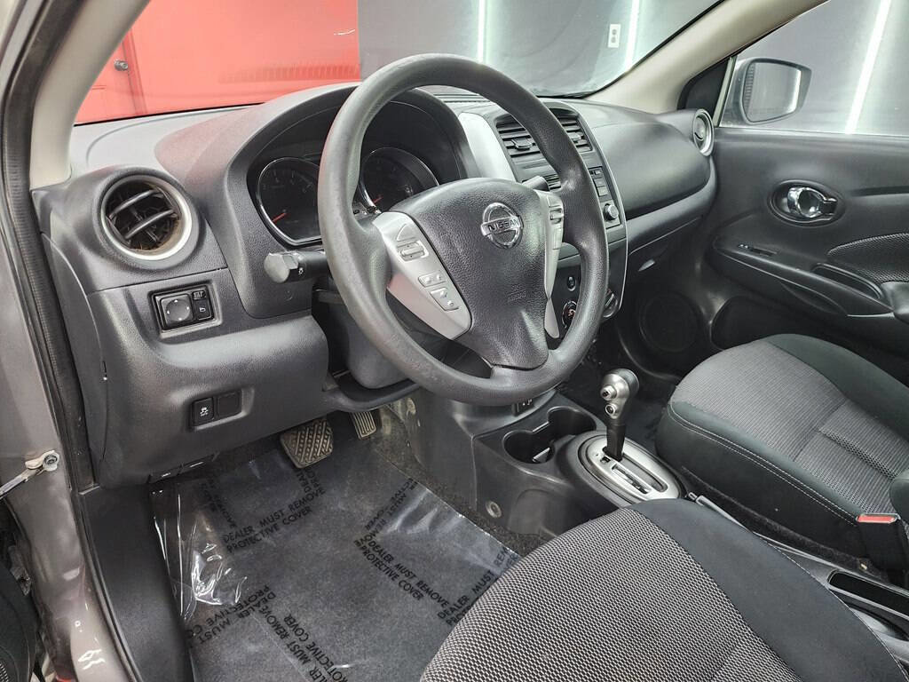 Used 2017 Nissan Versa SV FWD image 13