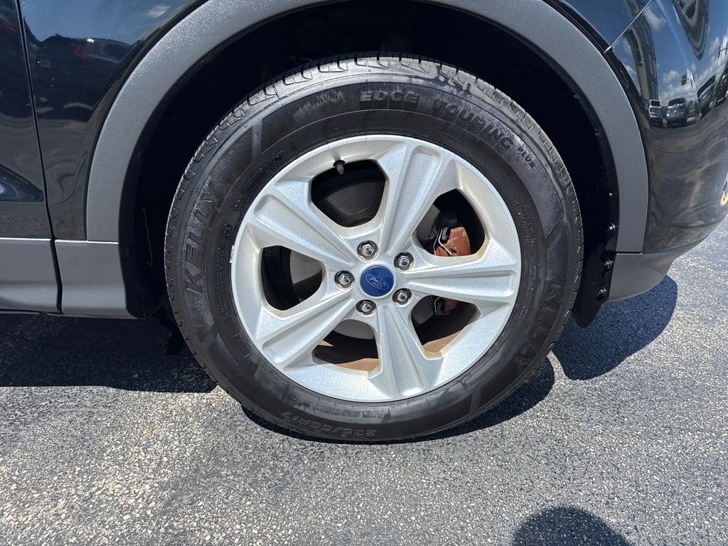 Used 2016 Ford Escape SE FWD image 13