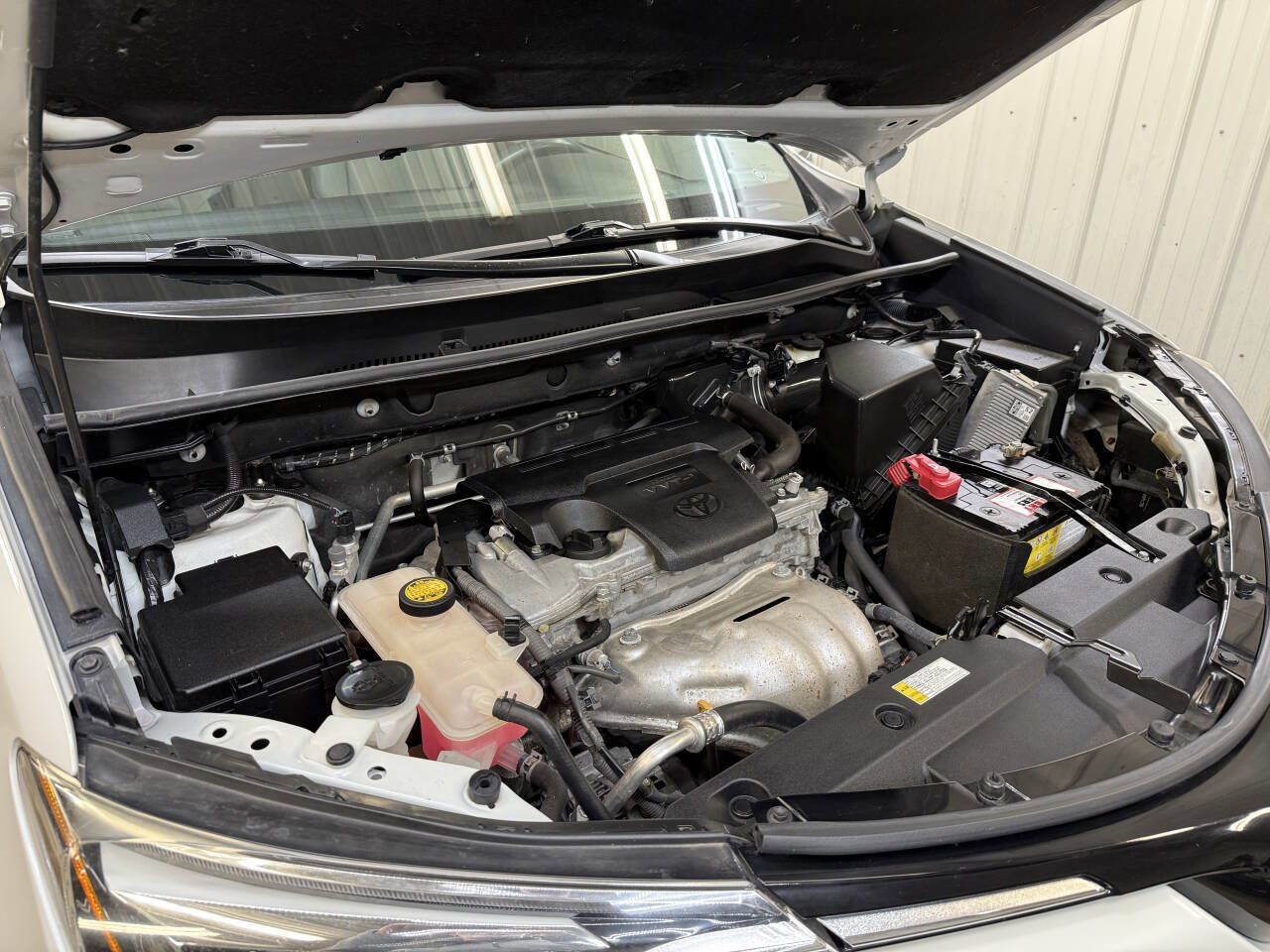 Used 2017 Toyota RAV4 Limited w/ Protection Package image 50