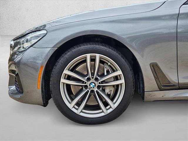 Used 2018 BMW 750i xDrive image 9