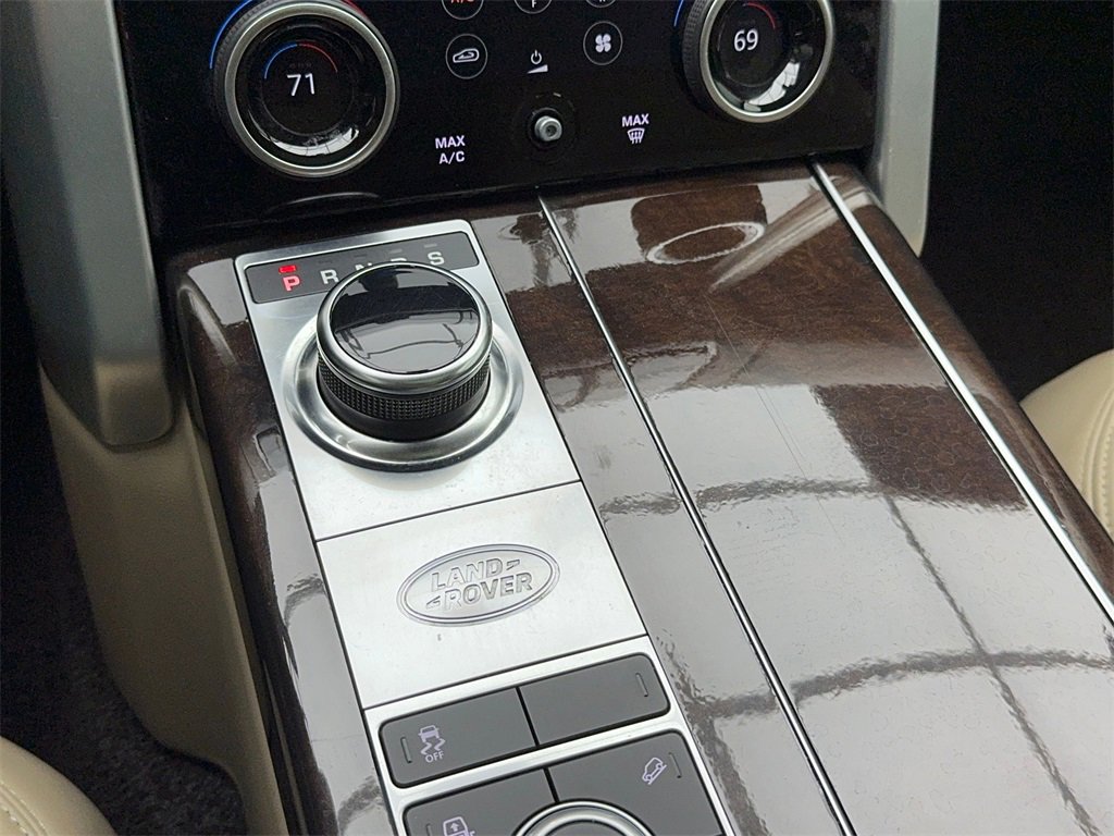 Used 2020 Land Rover Range Rover HSE image 35