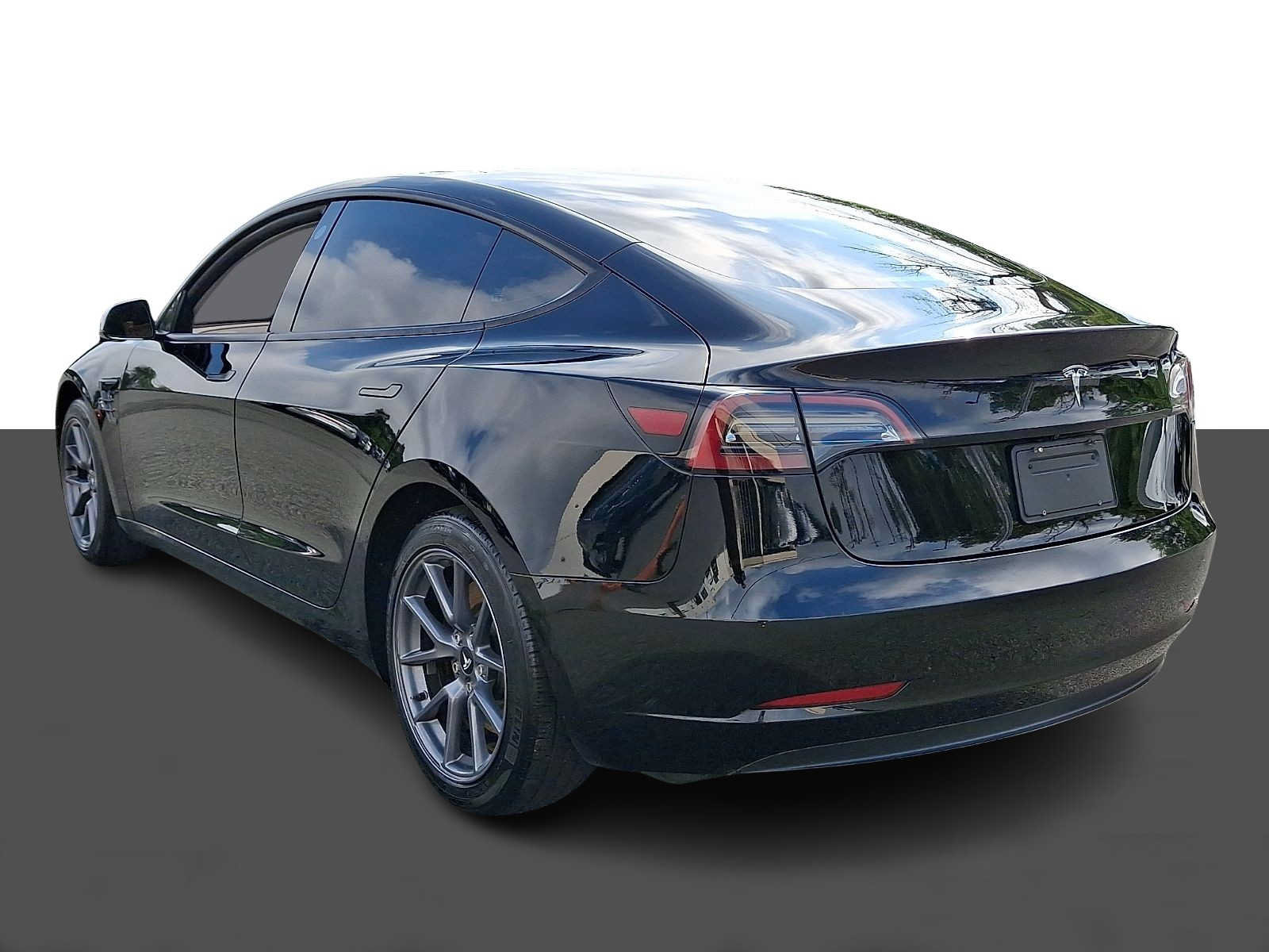 Used 2023 Tesla Model 3 Standard Range RWD image 4