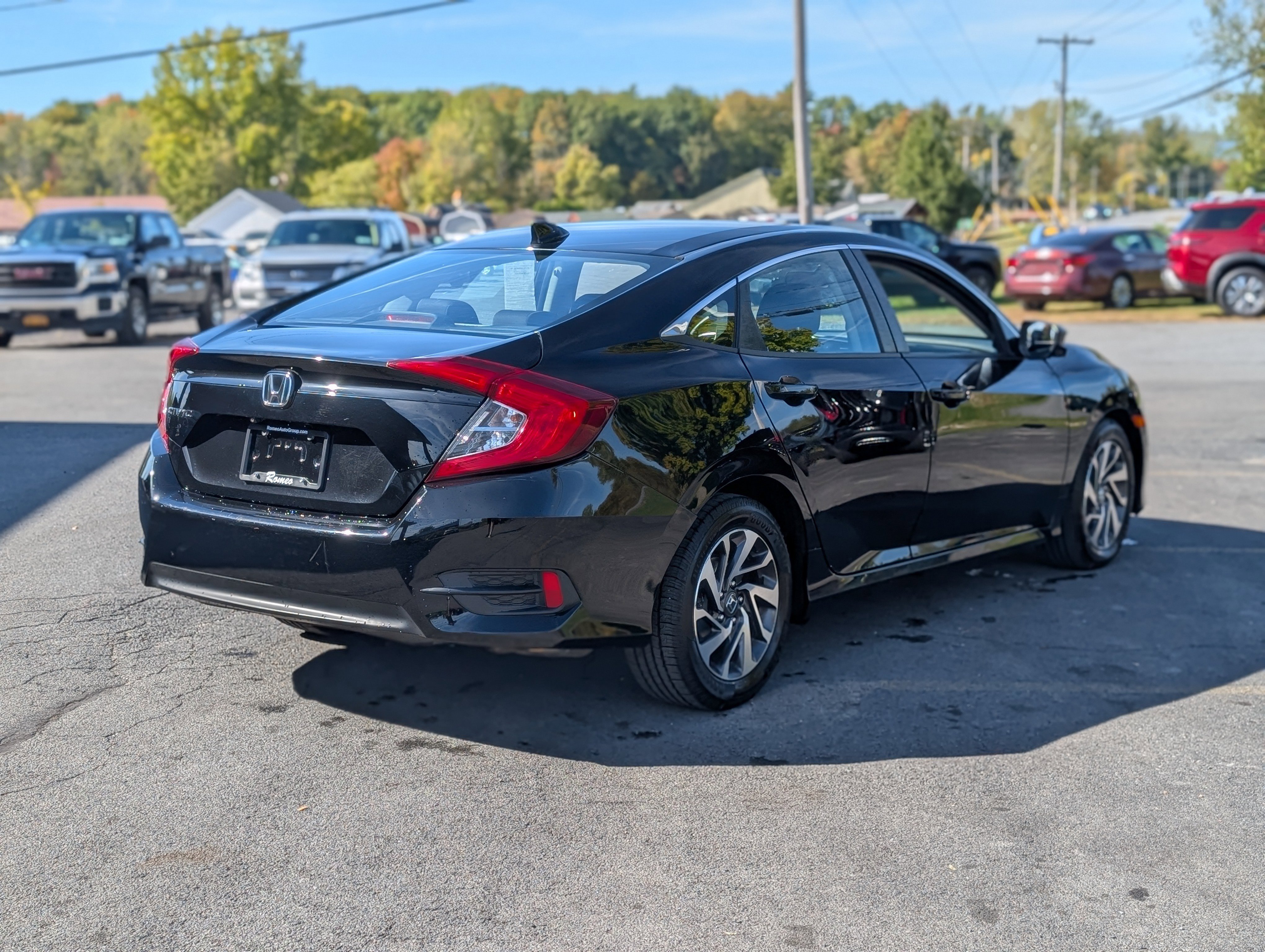 Used 2018 Honda Civic EX image 11