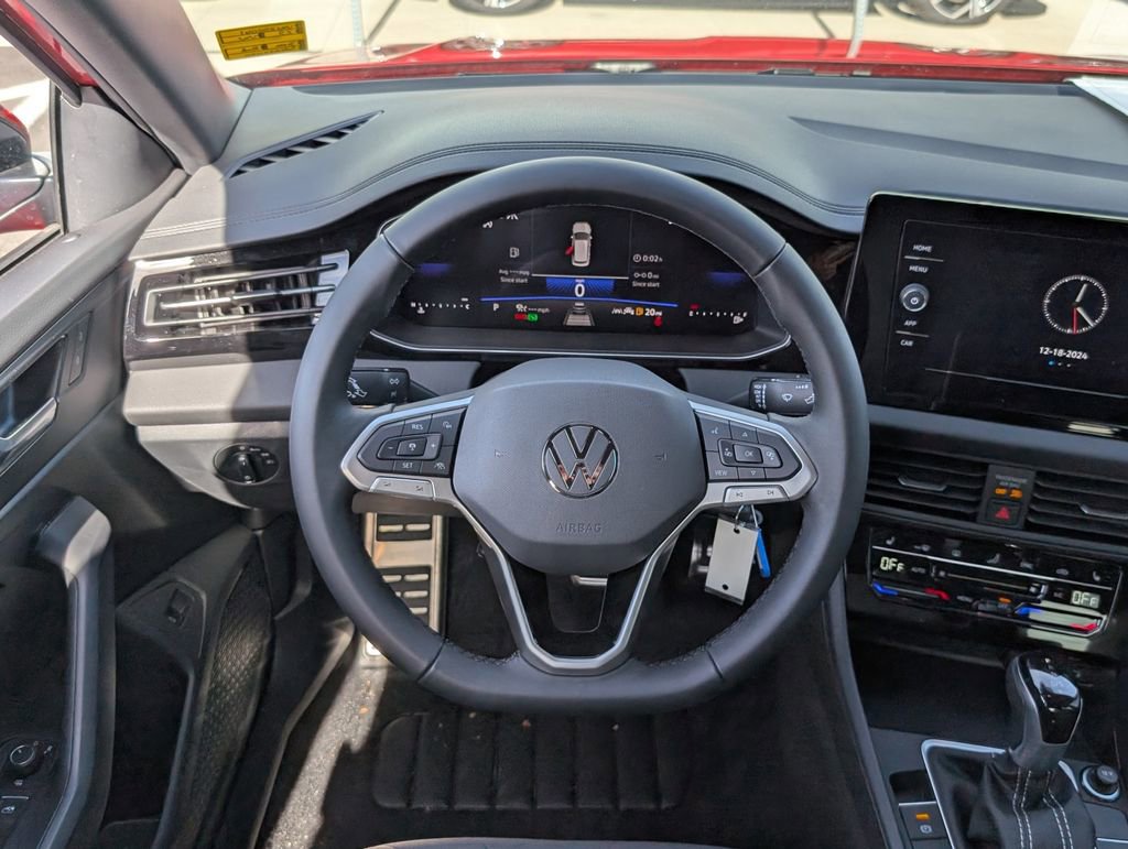 Used 2025 Volkswagen Jetta Sport image 23