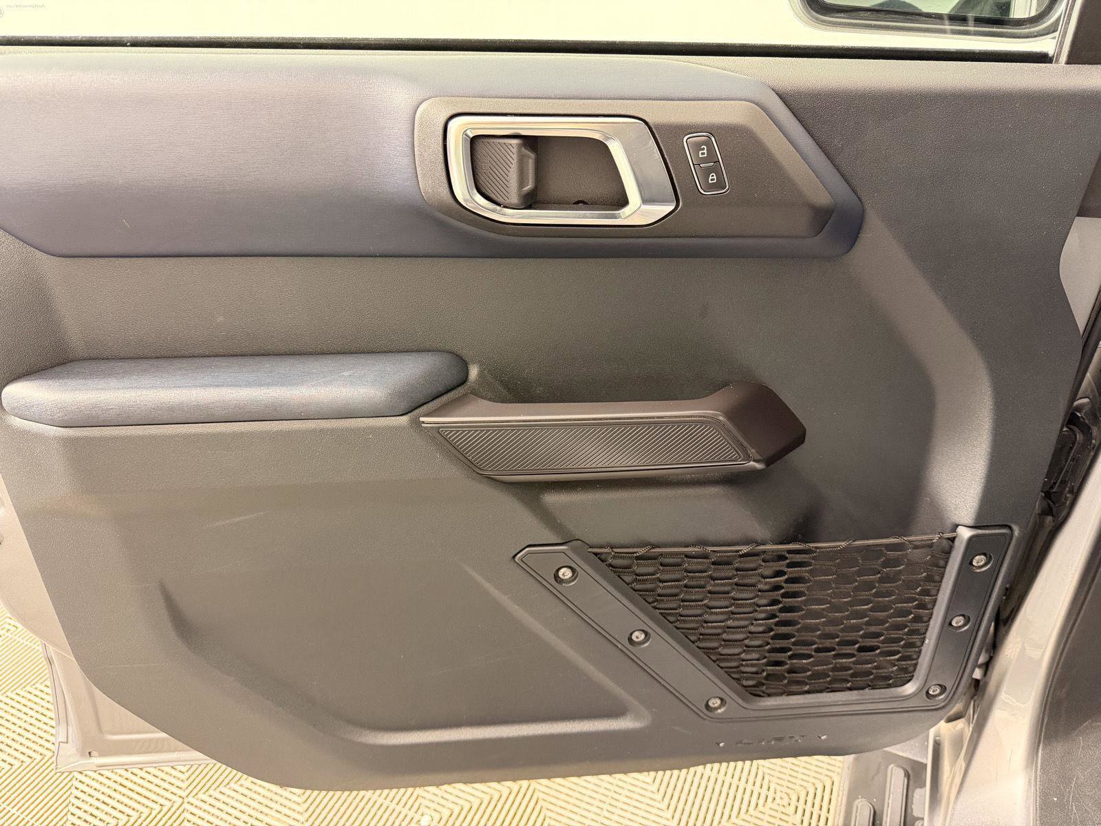 Used 2024 Ford Bronco Outer Banks image 14