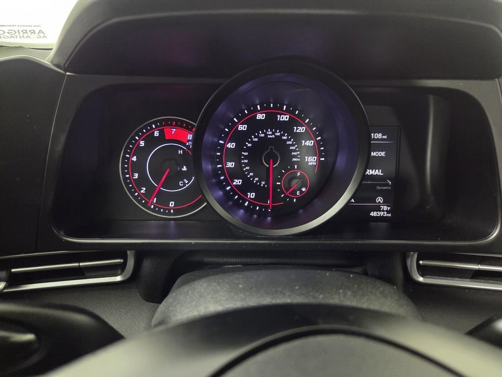 Used 2021 Hyundai Elantra SE image 17