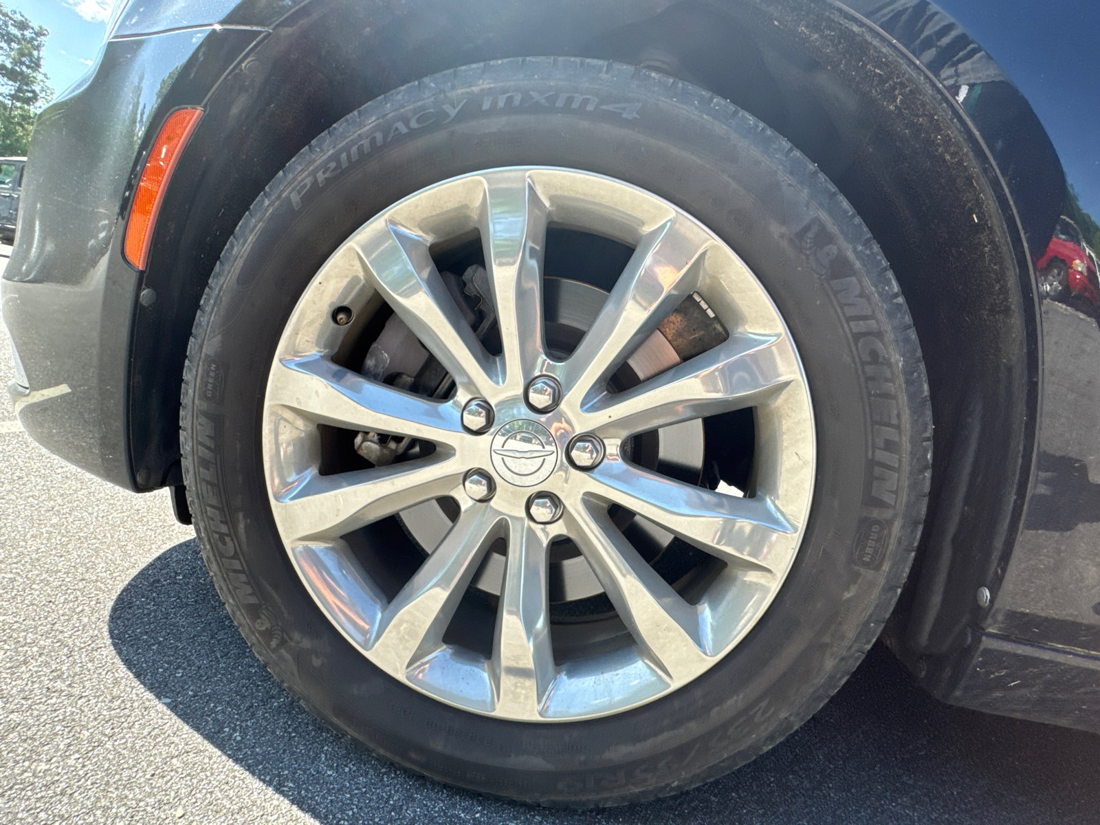 Used 2018 Chrysler 300 Touring L image 13