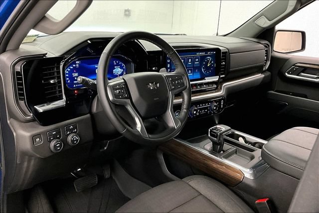 Used 2024 Chevrolet Silverado 1500 RST w/ Protection Package AWD/4WD image 16