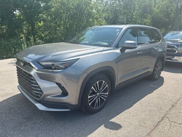 Used 2025 Toyota Grand Highlander AWD Hybrid image 9