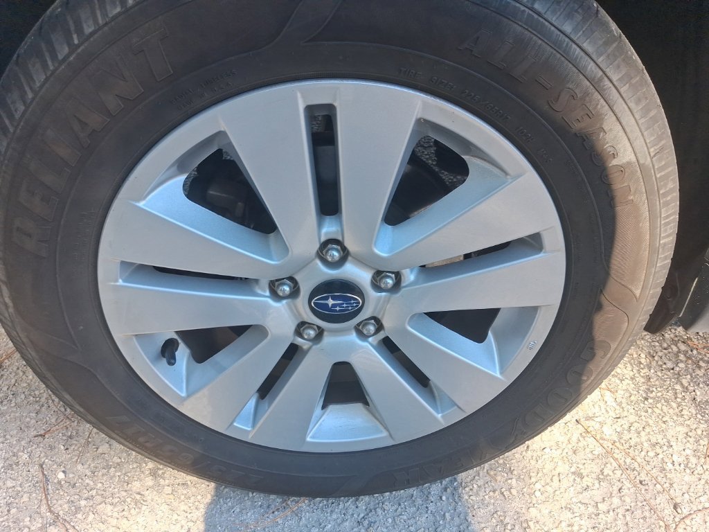 Used 2019 Subaru Outback 2.5i Premium AWD/4WD image 13