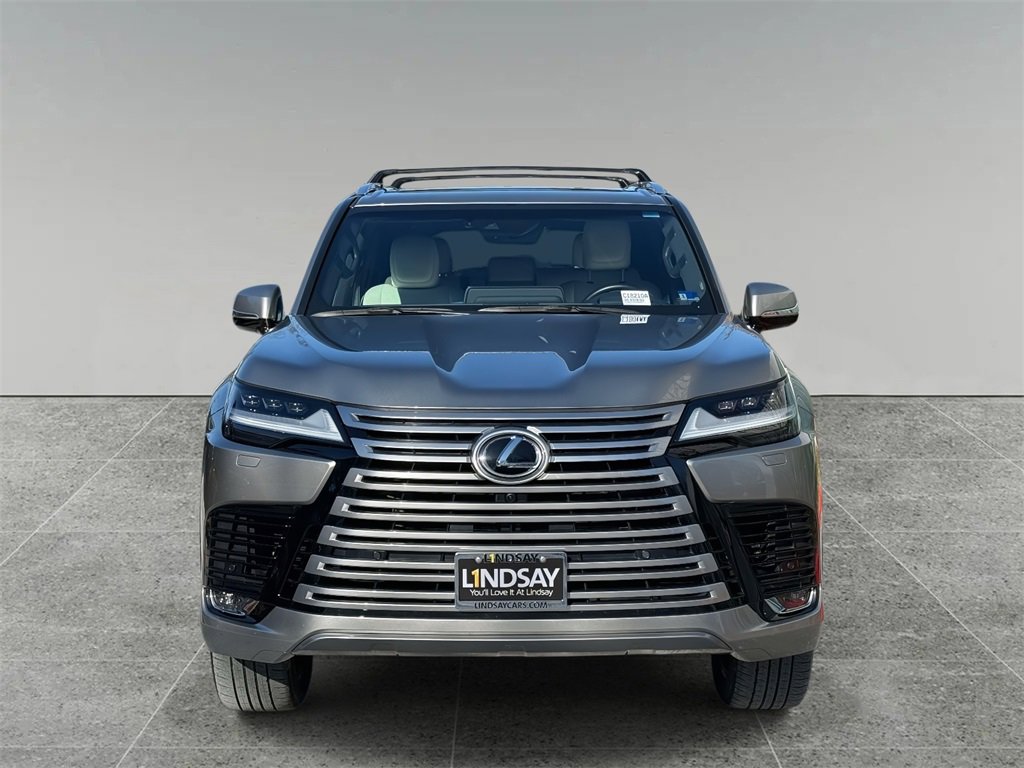 Used 2024 Lexus LX 600 4WD w/ Luxury Package image 8
