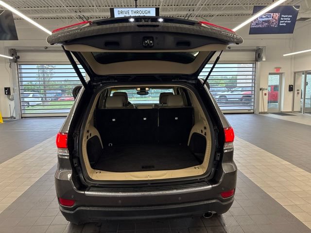 Used 2020 Jeep Grand Cherokee Limited RWD image 10