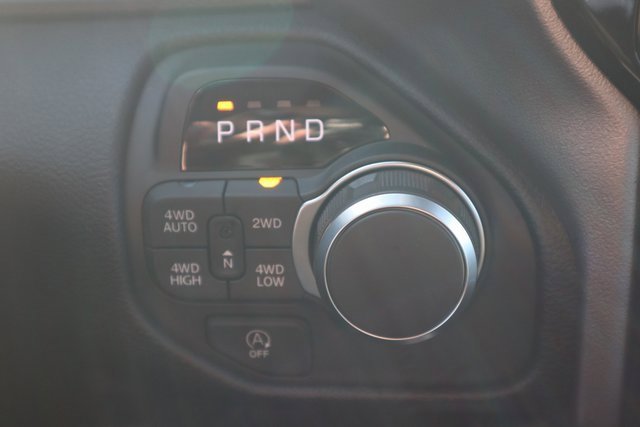 New 2026 RAM 1500 4x4 Crew Cab image 11