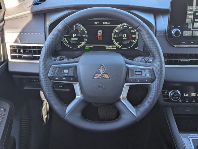 New 2025 Mitsubishi Outlander SEL image 18