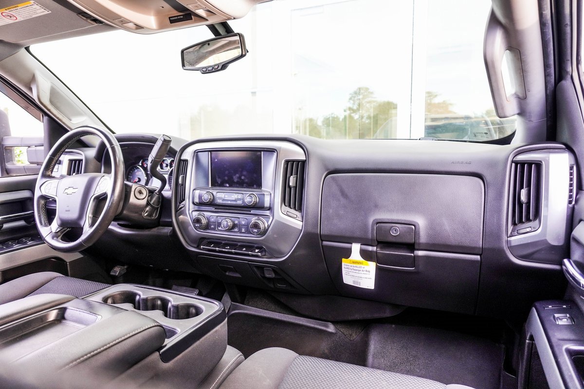 Used 2016 Chevrolet Silverado 2500 LT w/ LT Convenience Package image 19