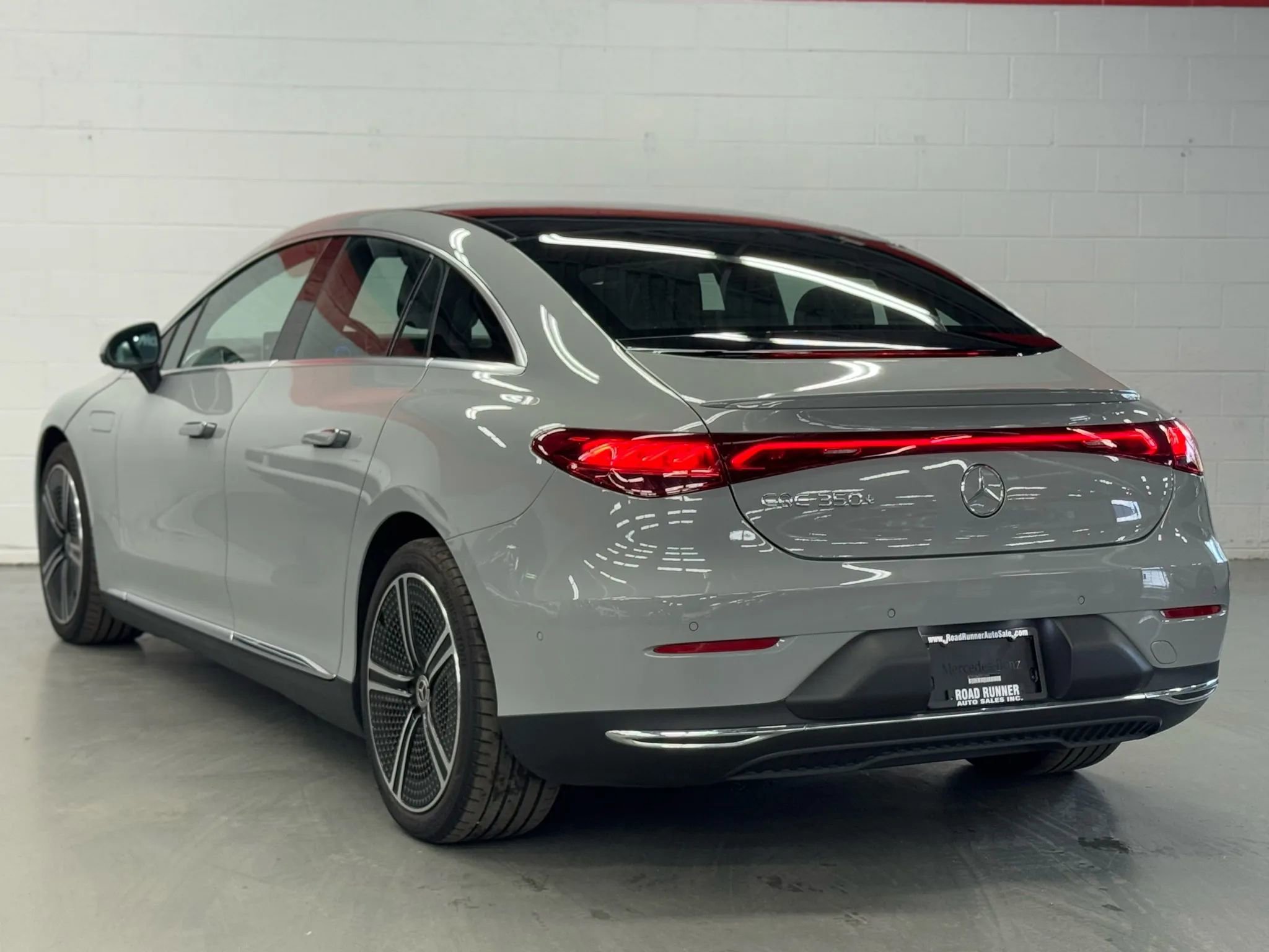 Used 2023 Mercedes-Benz EQE 350+ Sedan image 3