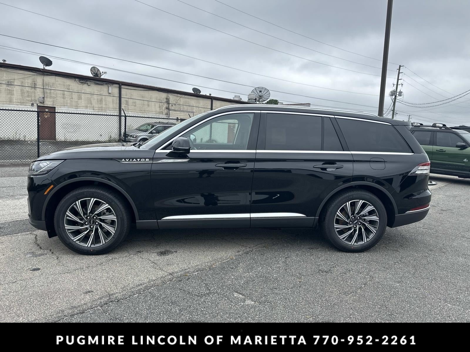 New 2026 Lincoln Aviator 2WD image 4