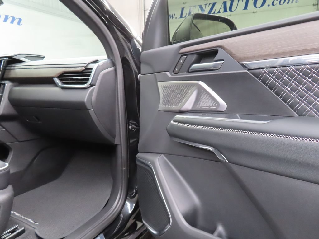 Used 2025 GMC Acadia Denali w/ Super Cruise Package AWD/4WD image 38