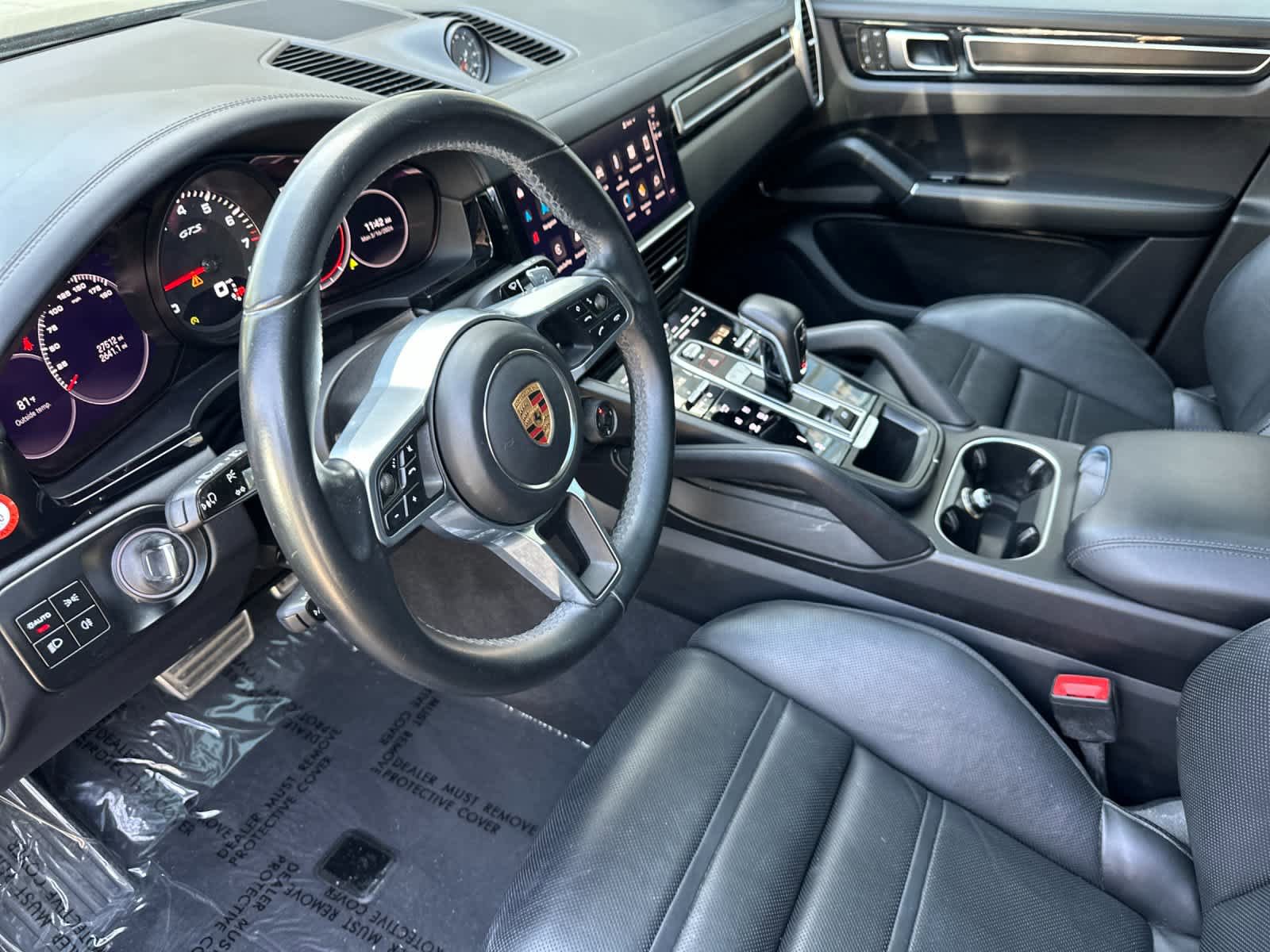 Certified 2023 Porsche Cayenne GTS AWD/4WD image 4