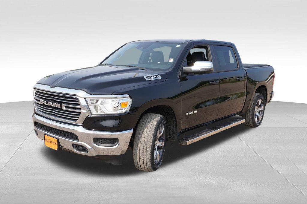 Used 2024 RAM 1500 Laramie AWD/4WD image 11