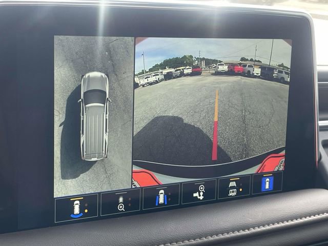 Used 2024 Chevrolet Tahoe Z71 w/ Luxury Package AWD/4WD image 20