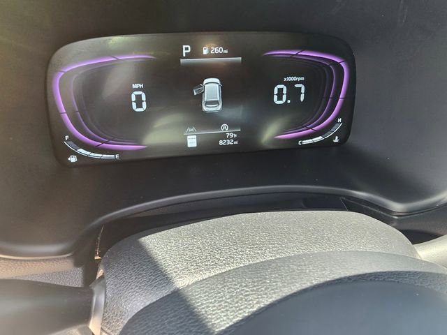 Used 2025 Kia Soul LX w/ LX Technology Package FWD image 27
