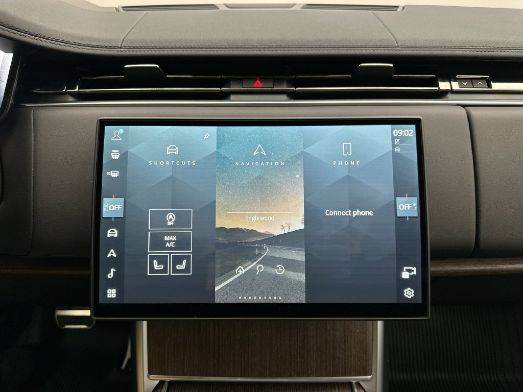 New 2027 Land Rover Range Rover SE AWD/4WD image 13