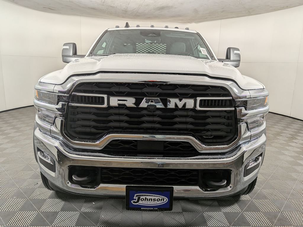 New 2026 RAM 5500 Tradesman w/ Chrome Appearance Group image 2