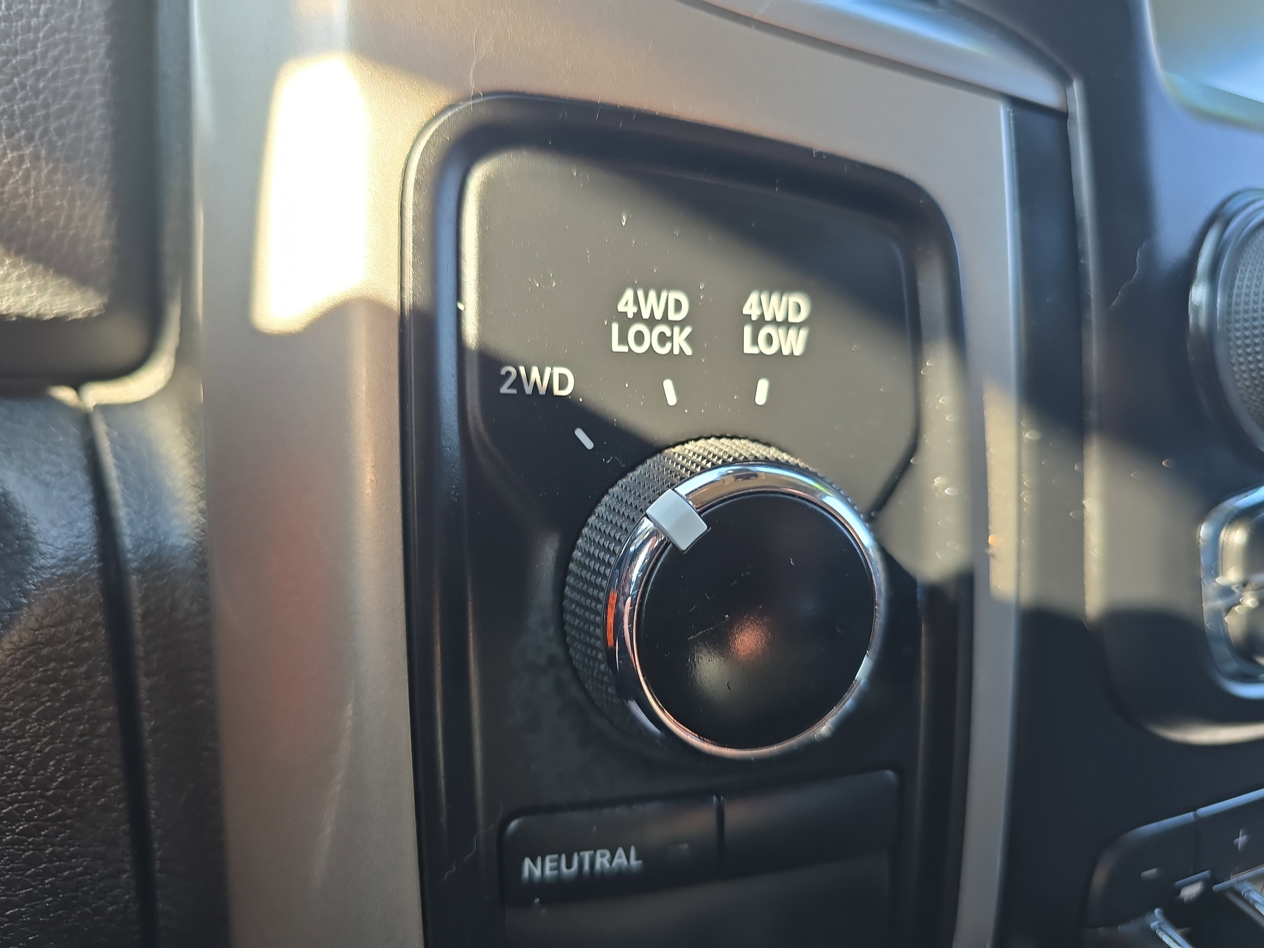 Used 2017 RAM 2500 SLT w/ Snow Chief Group image 28