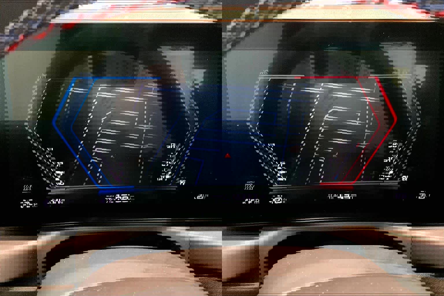 Used 2024 BMW M2 w/ Lighting Package image 26