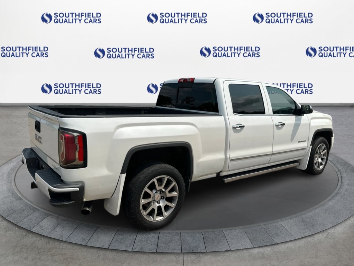 Used 2016 GMC Sierra 1500 Denali w/ Enhanced Driver Alert Package AWD/4WD image 7