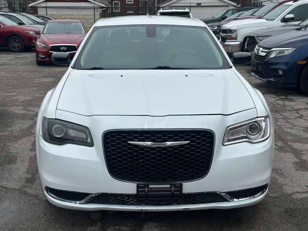 Used 2018 Chrysler 300 Touring w/ Sport Appearance Package RWD image 2