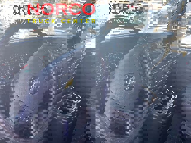 Used 2018 Chevrolet Express 2500 w/ Driver Convenience Package image 12