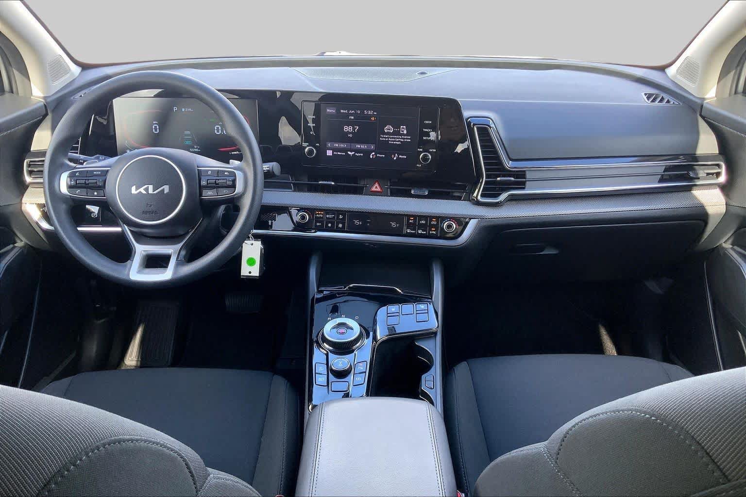 Used 2023 Kia Sportage LX AWD/4WD image 16