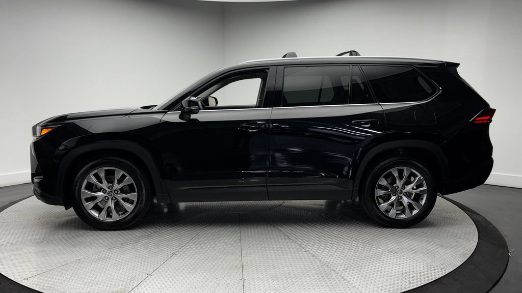 Used 2024 Toyota Grand Highlander AWD image 5