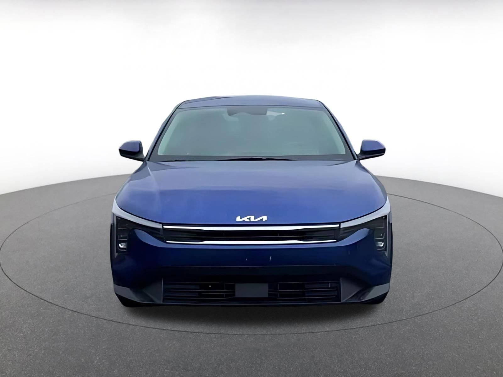 Used 2025 Kia K4 LXS image 12