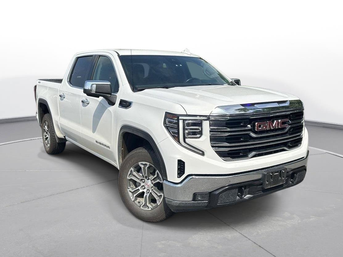 Used 2025 GMC Sierra 1500 SLT AWD/4WD image 4