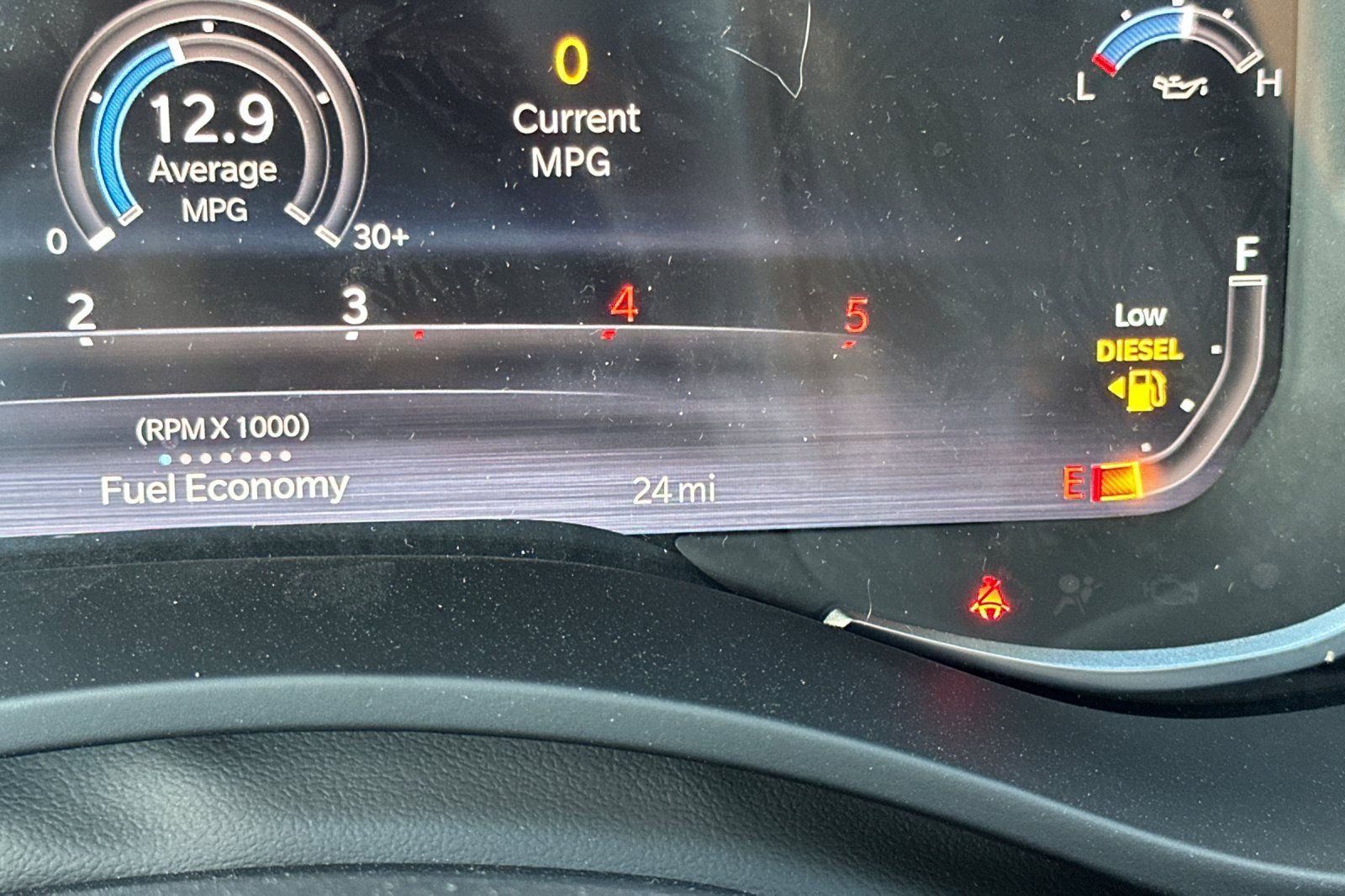 New 2026 RAM 3500 Laramie AWD/4WD image 28