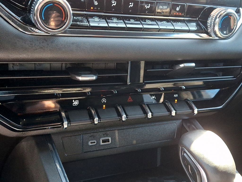 Used 2023 GMC Canyon Elevation w/ Convenience Package image 15