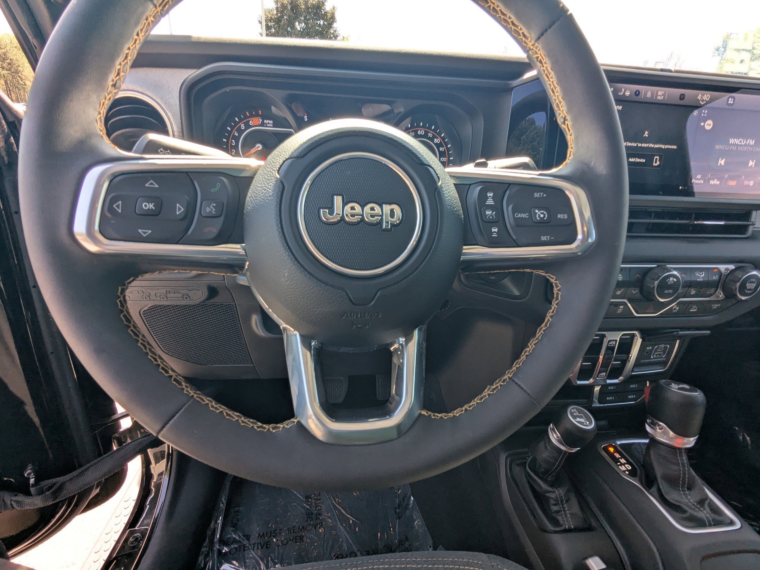 Used 2024 Jeep Wrangler Sahara w/ Safety Group image 20