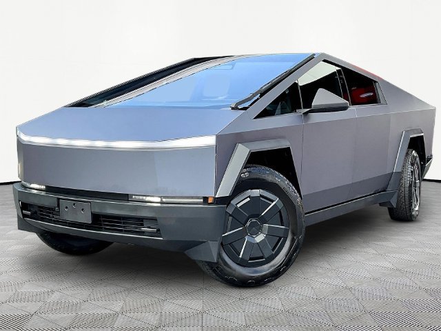 Used 2024 Tesla Cybertruck AWD Crew Cab image 3