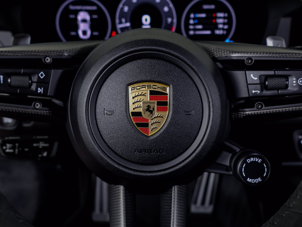 Certified 2025 Porsche 911 Carrera S RWD image 18
